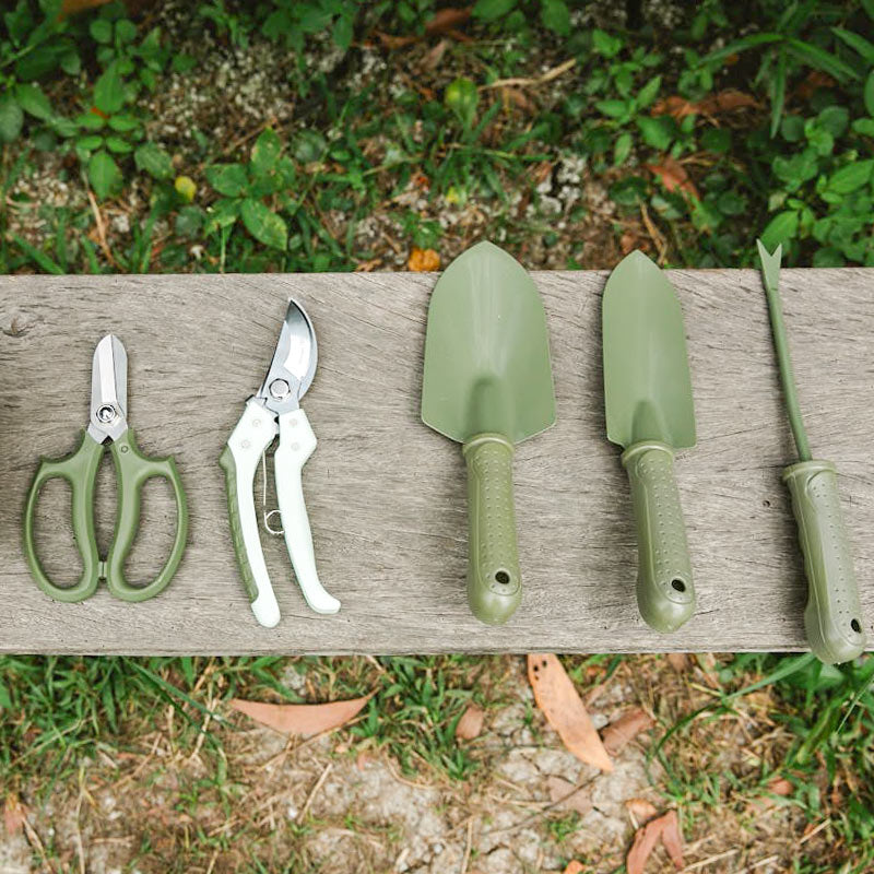 Garden Tools & Products